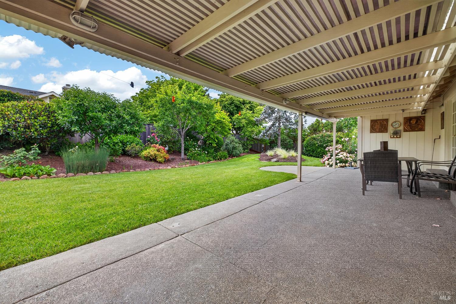 5992 Stone Bridge Road Santa Rosa CA 95409