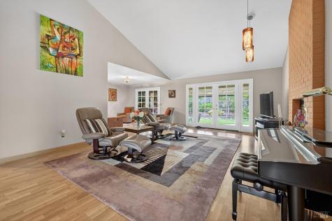 5992 Stone Bridge Road Santa Rosa CA 95409
