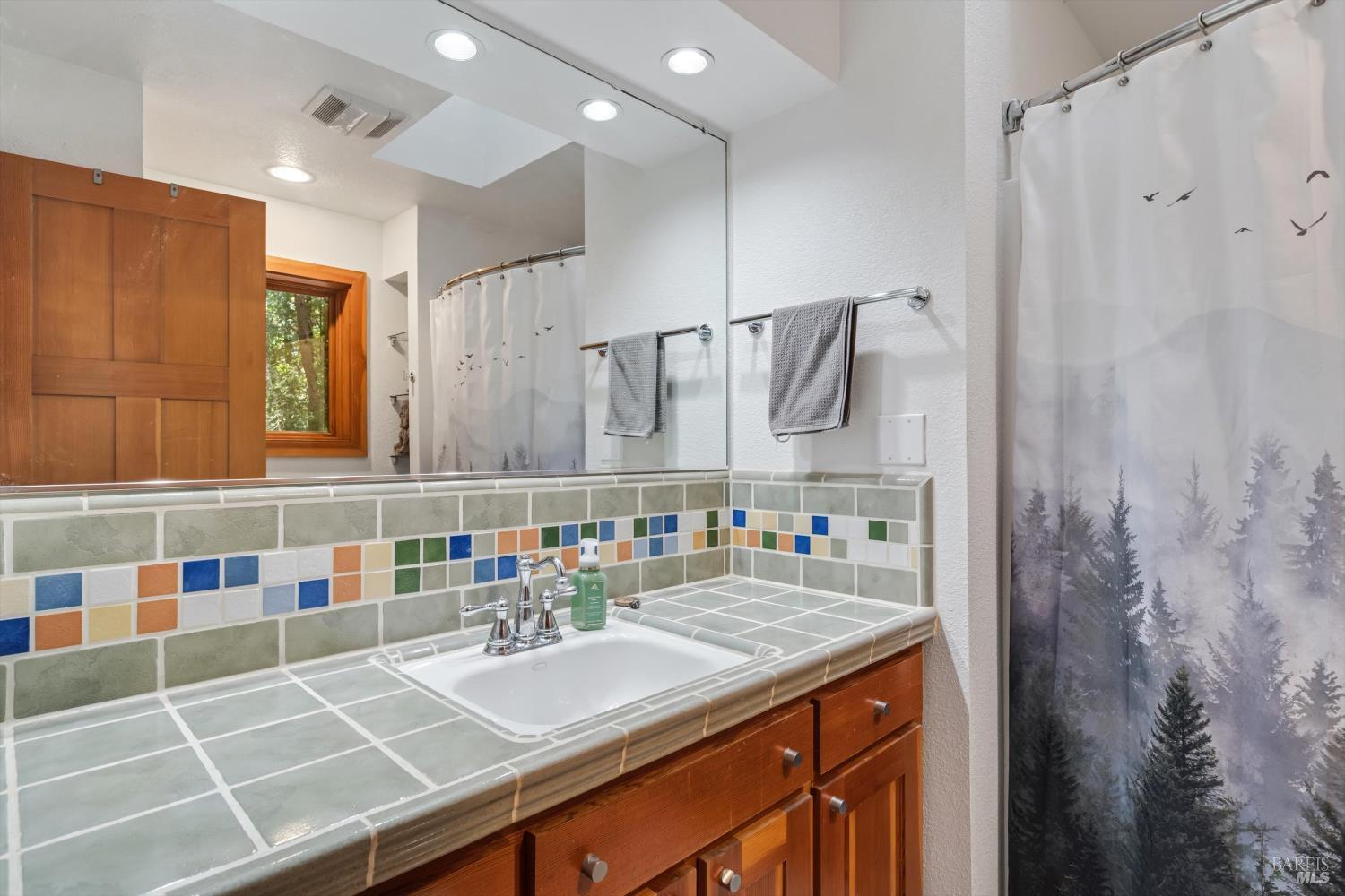 2430 Otter Lane Willits CA 95490