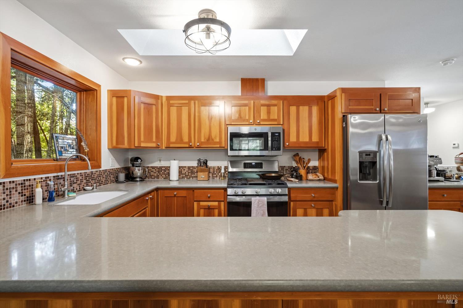 2430 Otter Lane Willits CA 95490