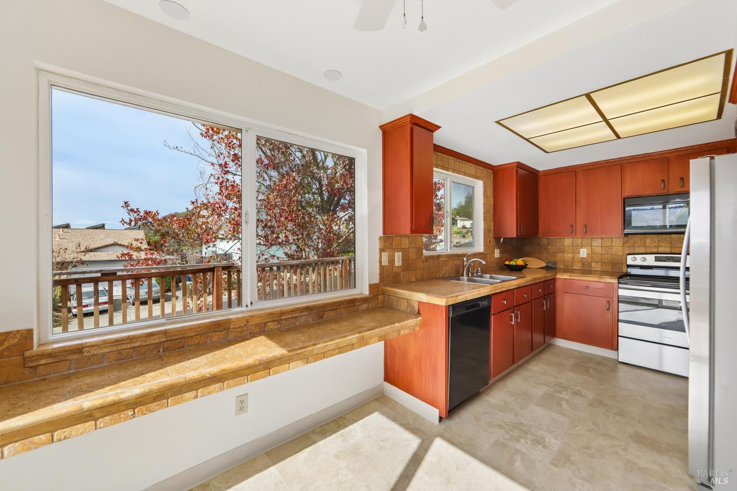 100 Phoenix Circle Vallejo CA 94589