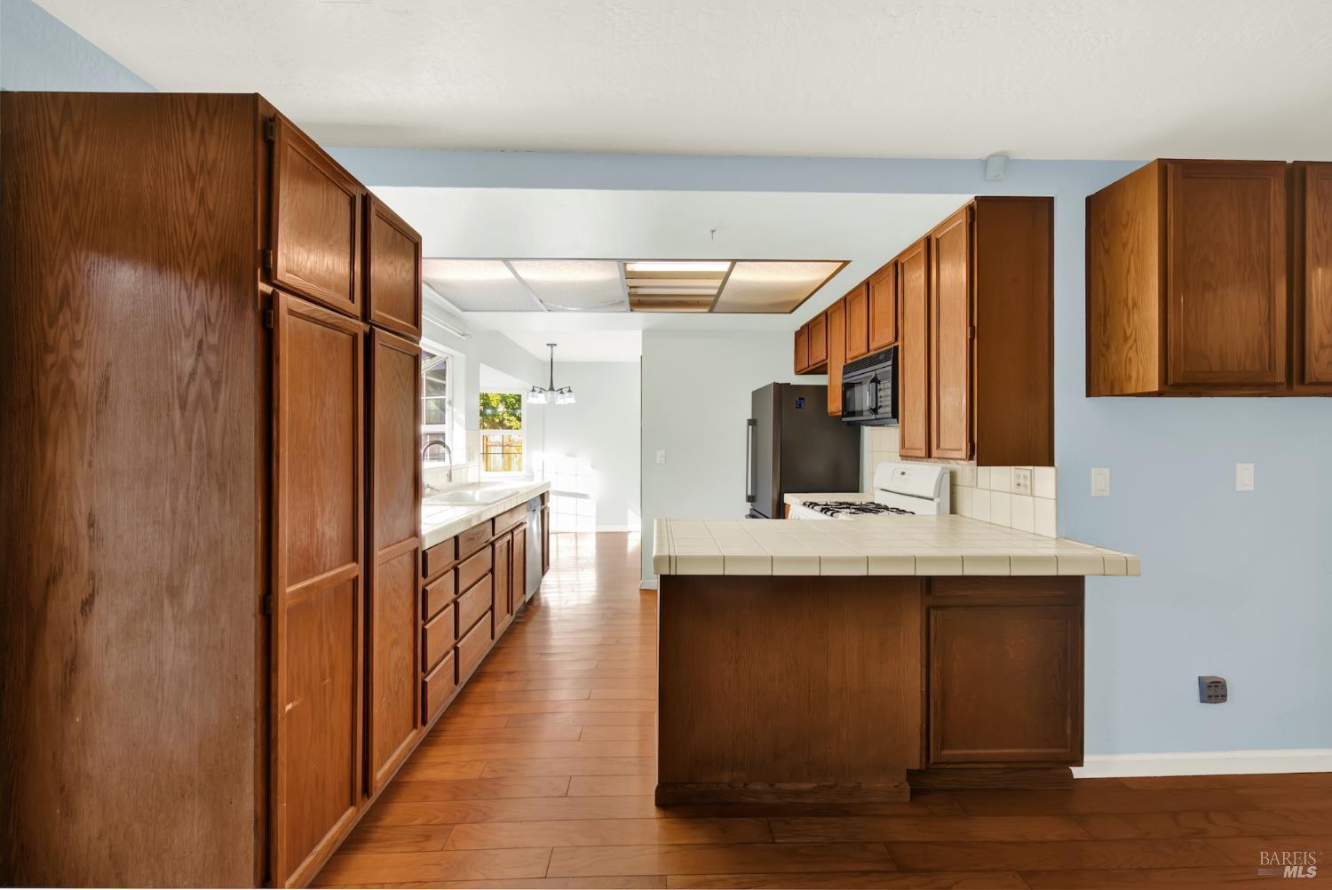 518 Crestview Drive Vacaville CA 95688