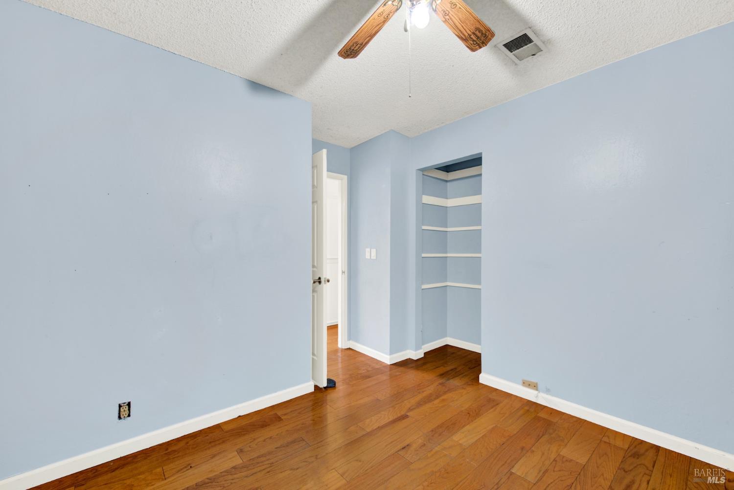 518 Crestview Drive Vacaville CA 95688