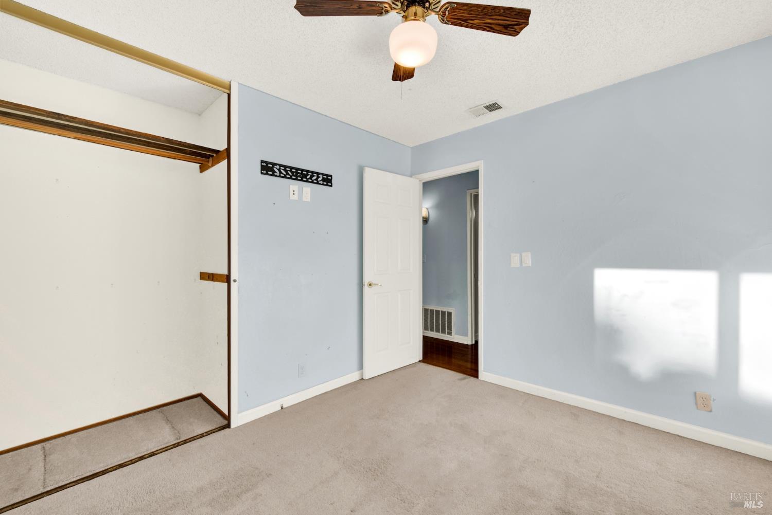 518 Crestview Drive Vacaville CA 95688