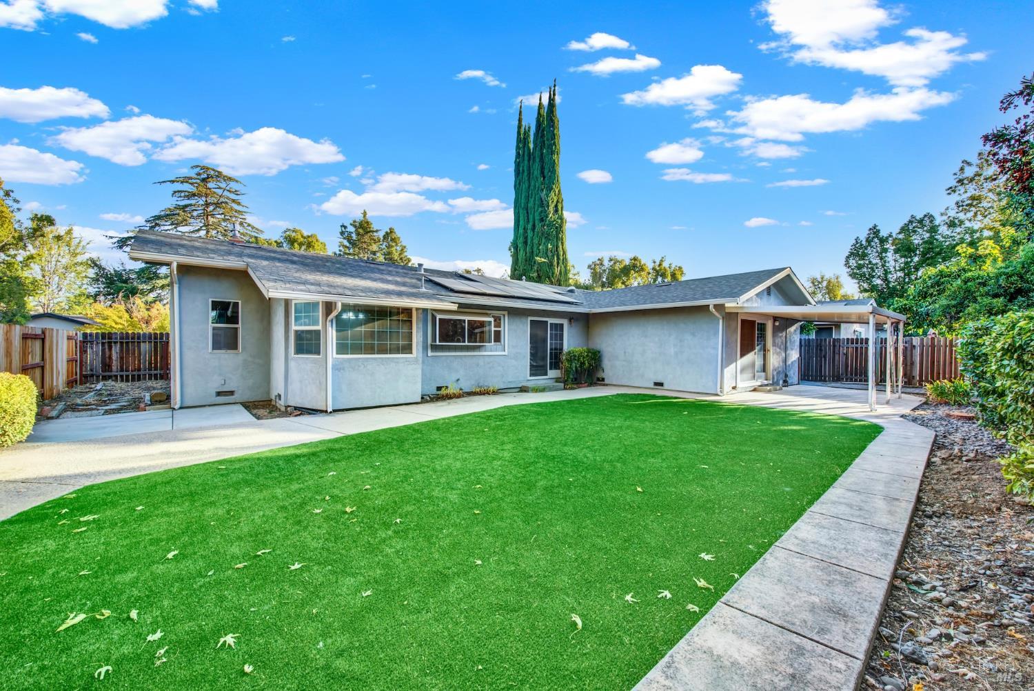 518 Crestview Drive Vacaville CA 95688