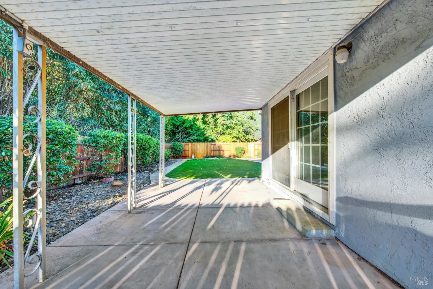 518 Crestview Drive Vacaville CA 95688