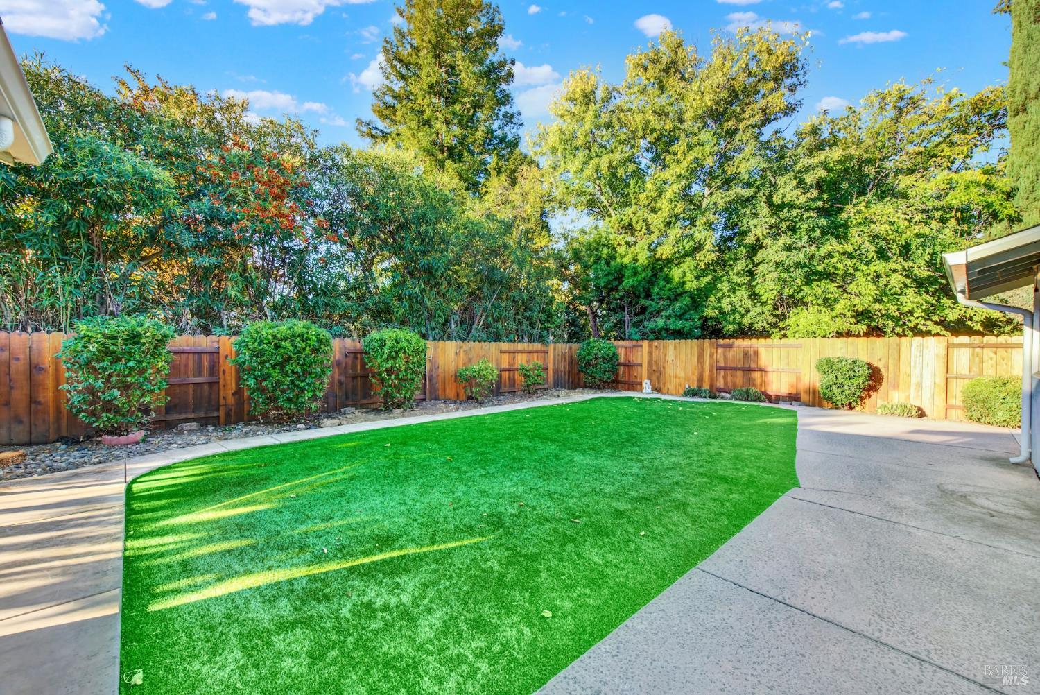 518 Crestview Drive Vacaville CA 95688