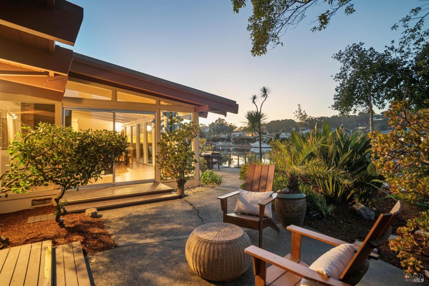 12 Amalfi Place San Rafael CA 94901
