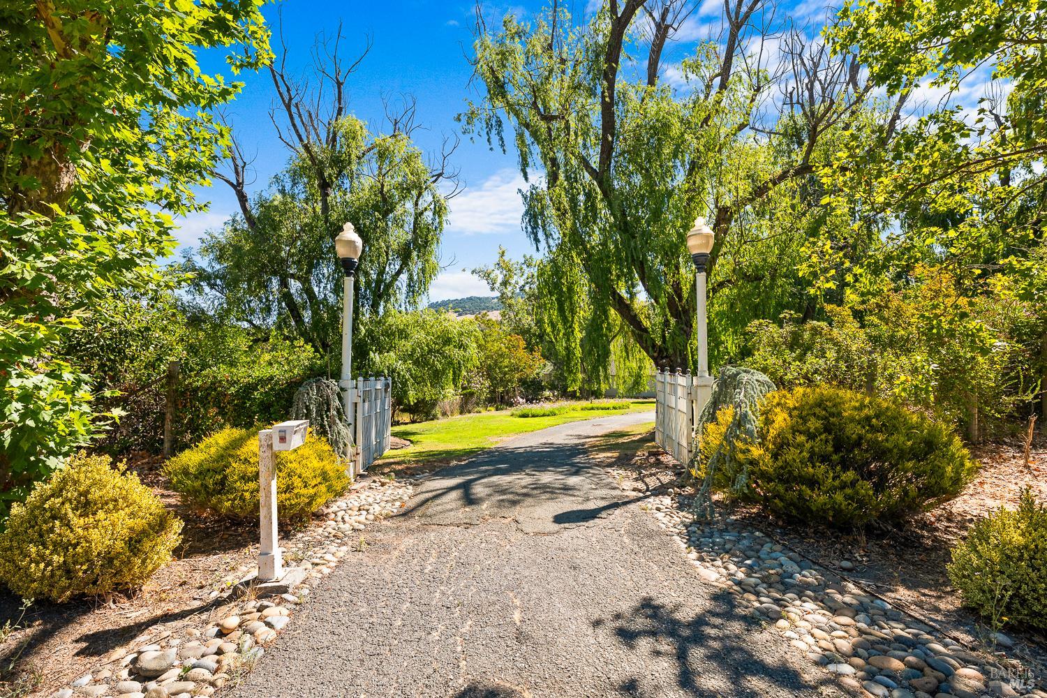 4823 Bennett Valley Road Santa Rosa CA 95404