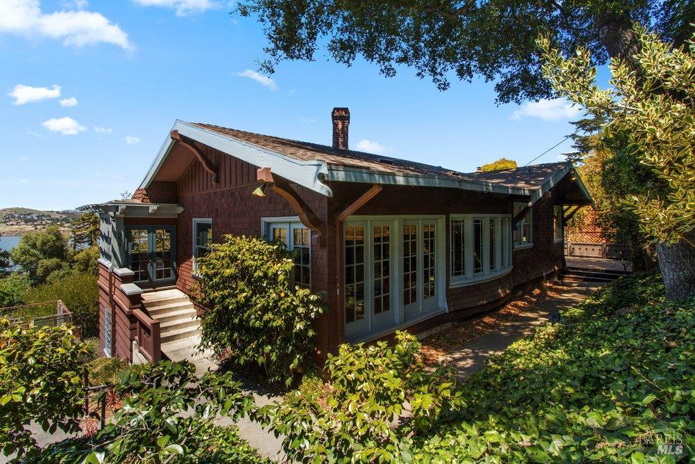 356 Alexander Street Crockett CA 94525