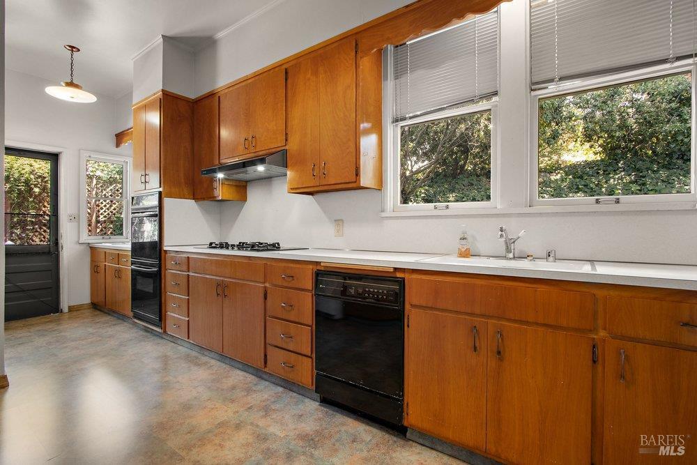 356 Alexander Street Crockett CA 94525