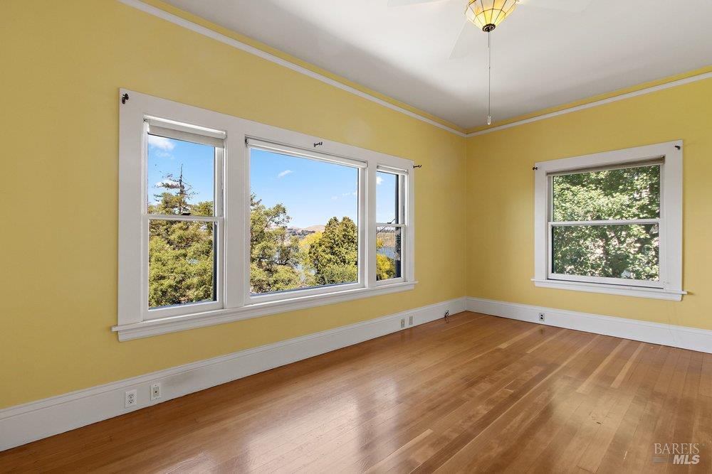 356 Alexander Street Crockett CA 94525