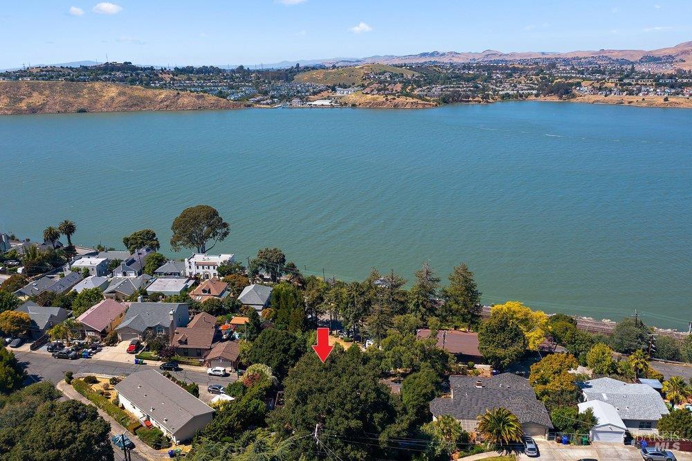 356 Alexander Street Crockett CA 94525
