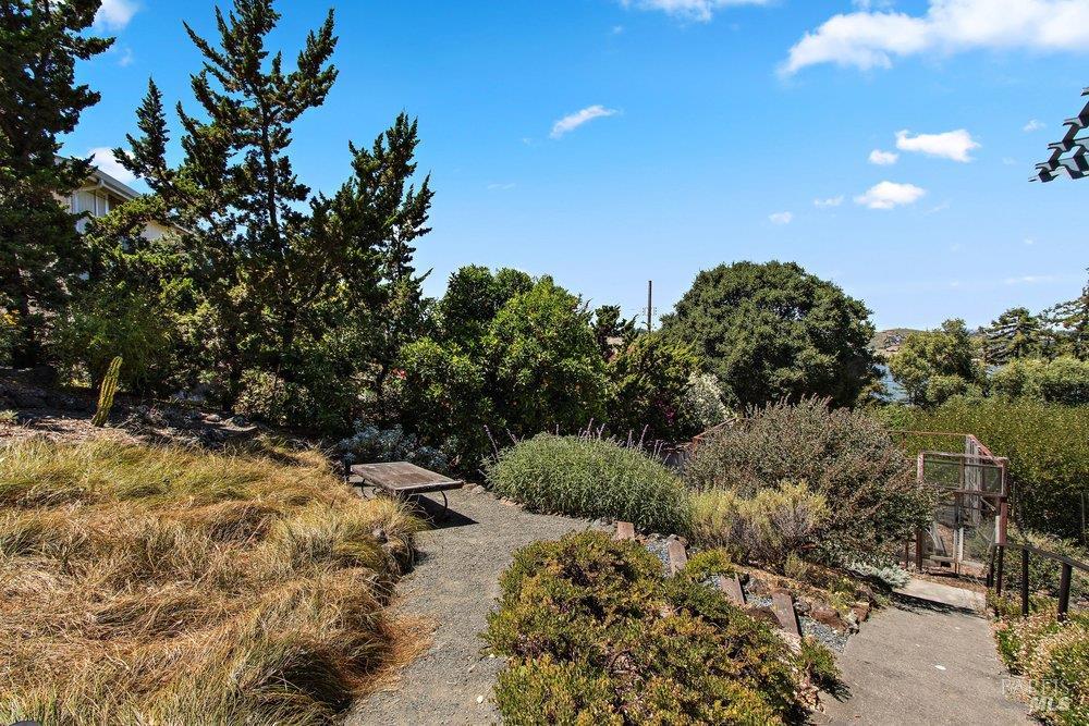 356 Alexander Street Crockett CA 94525