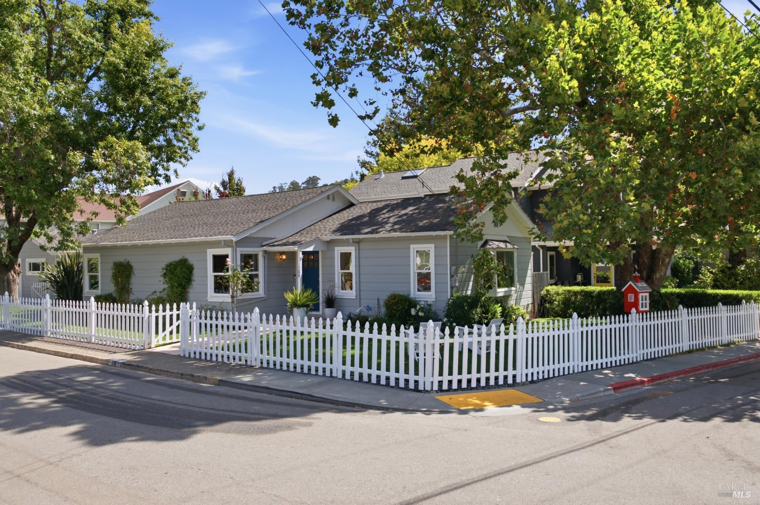 19 Sais Avenue San Anselmo CA 94960