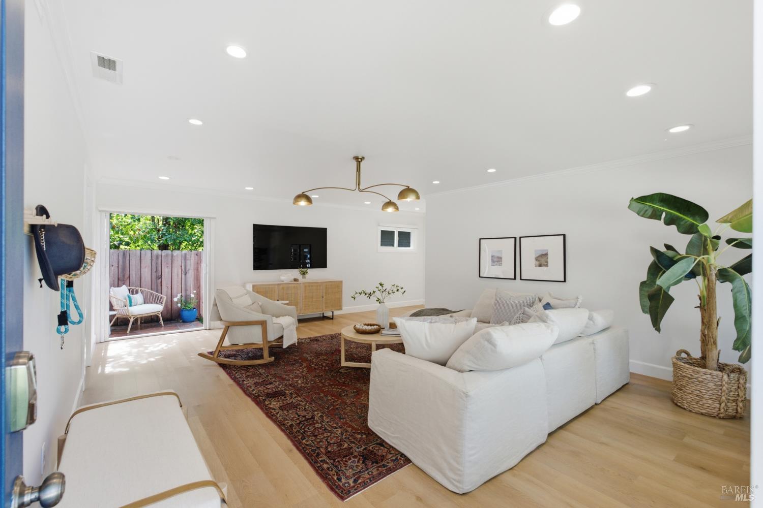 19 Sais Avenue San Anselmo CA 94960