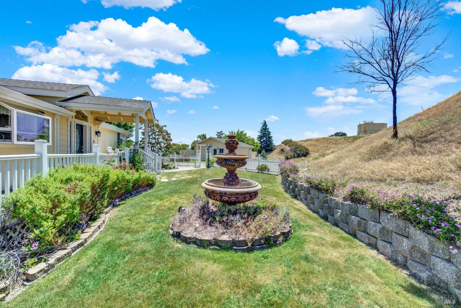 4049 N Kappel View Lane Vacaville CA 95688
