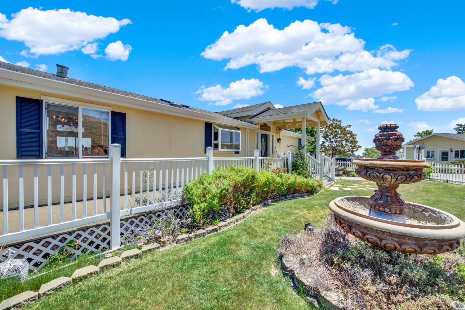 4049 N Kappel View Lane Vacaville CA 95688