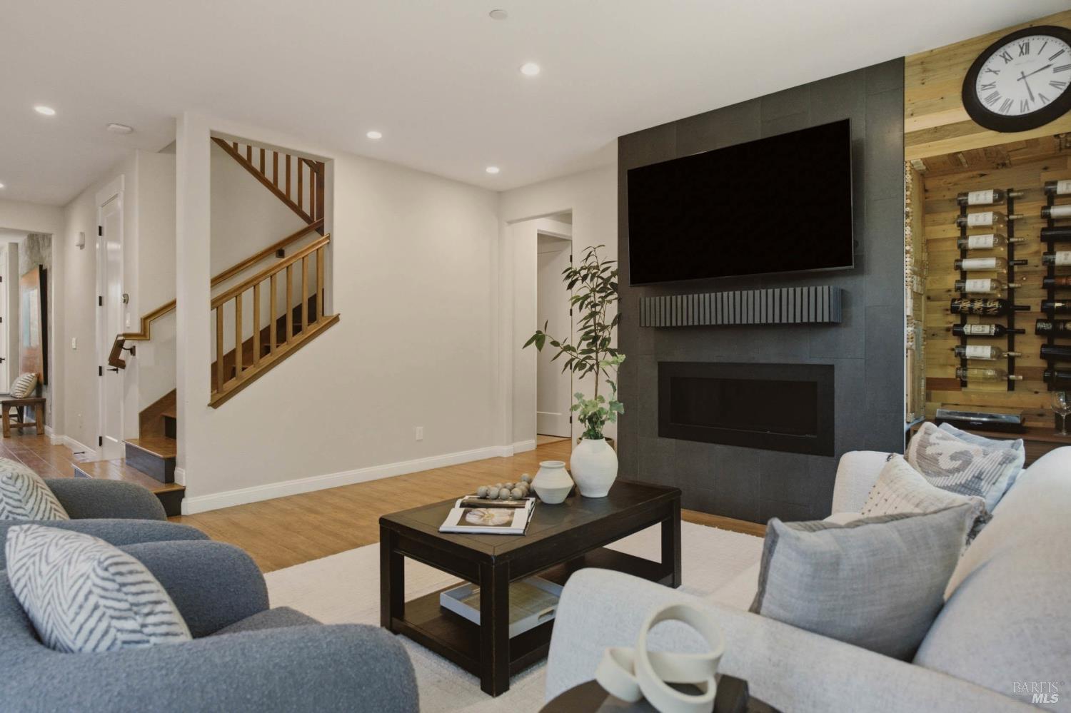 86 Black Walnut Lane Napa CA 94559