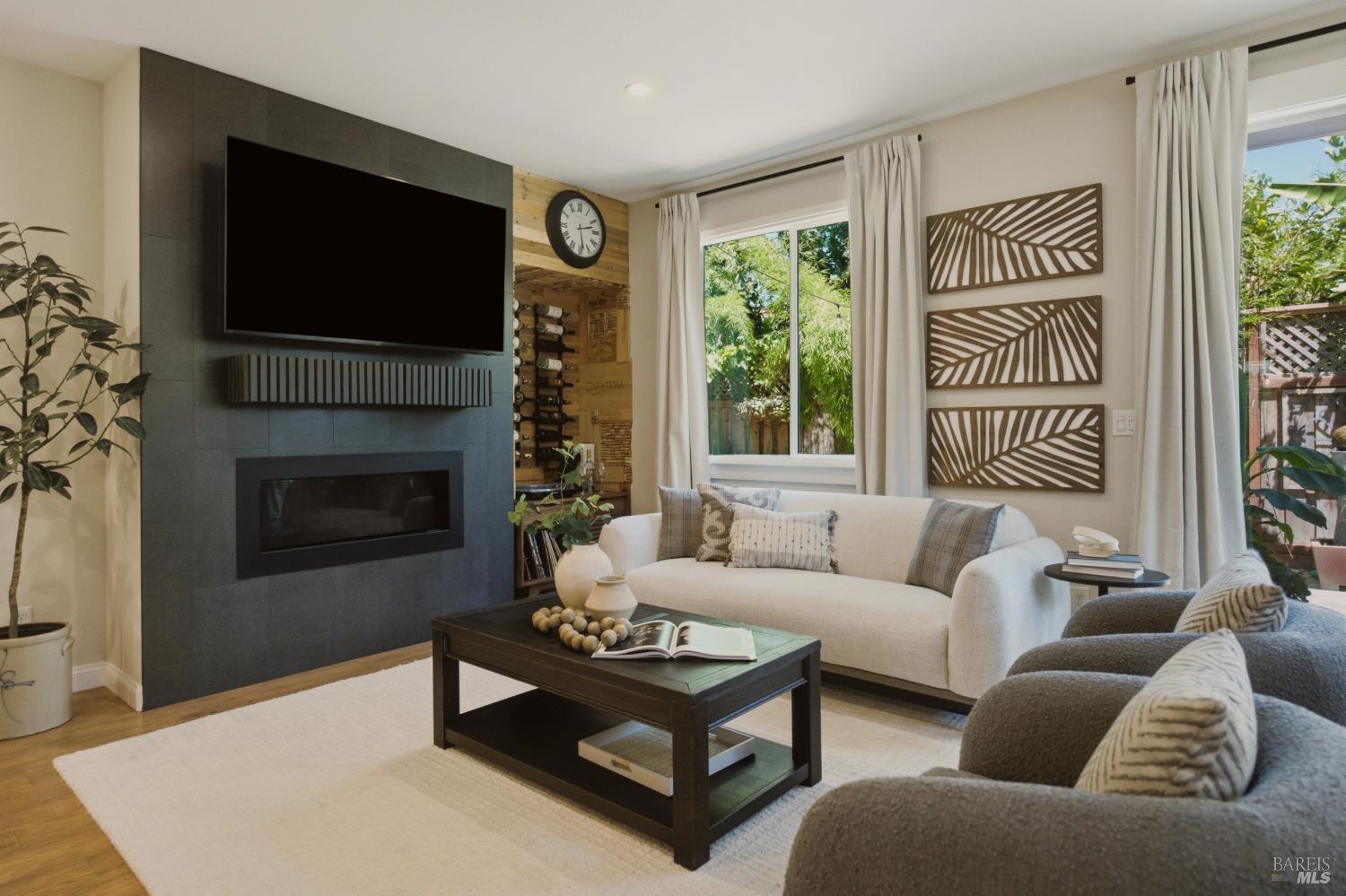 86 Black Walnut Lane Napa CA 94559