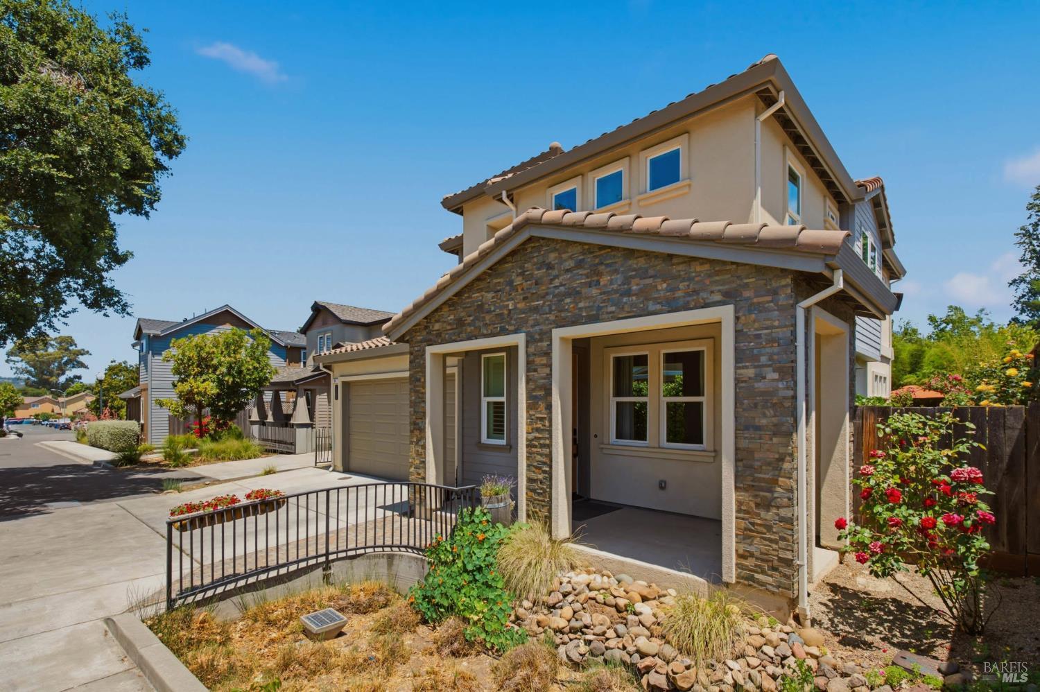 86 Black Walnut Lane Napa CA 94559