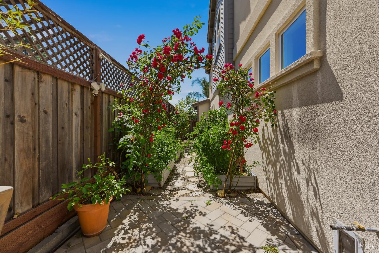 86 Black Walnut Lane Napa CA 94559