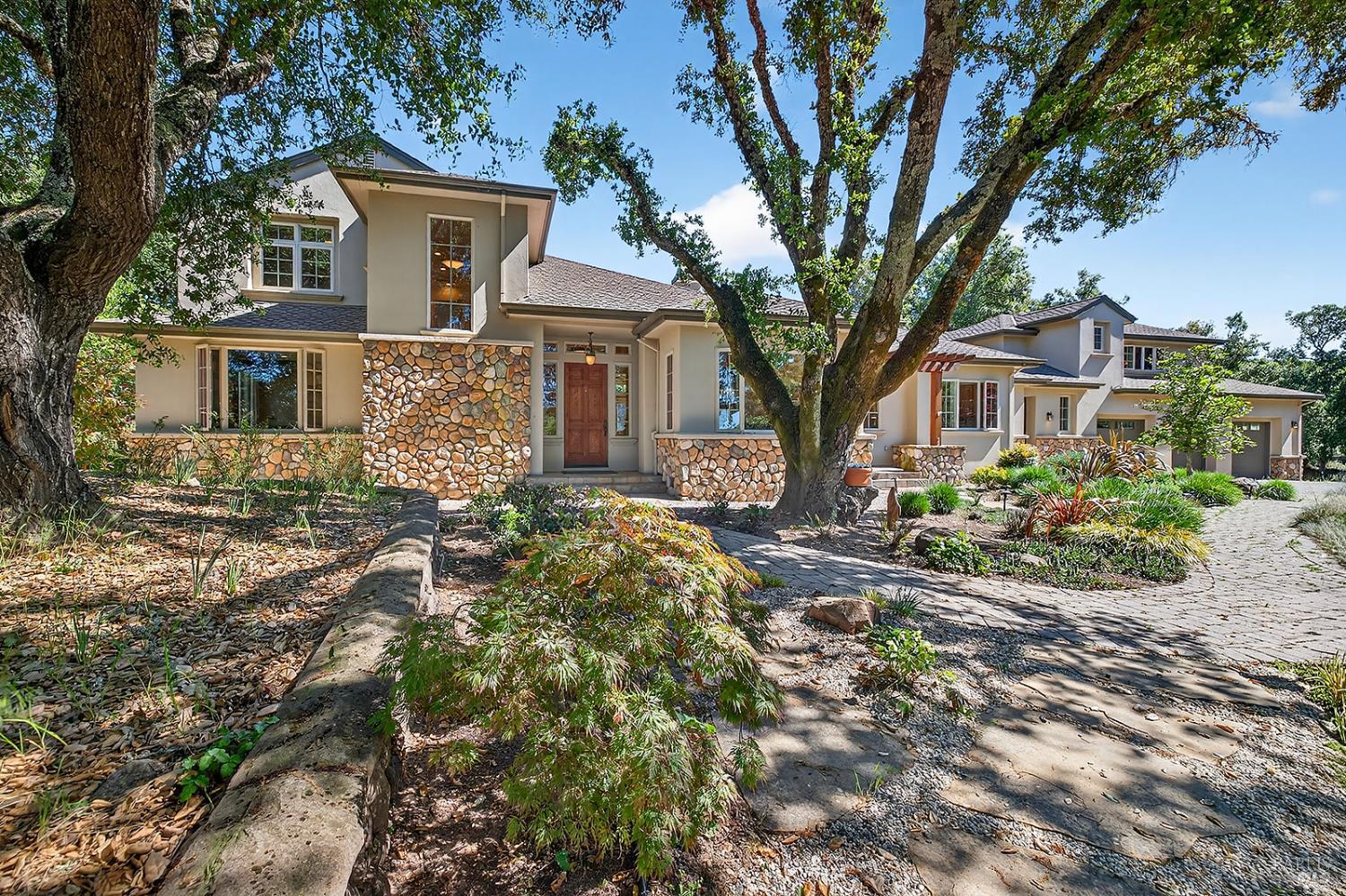 8373 Singing Hills Trail Santa Rosa CA 95404