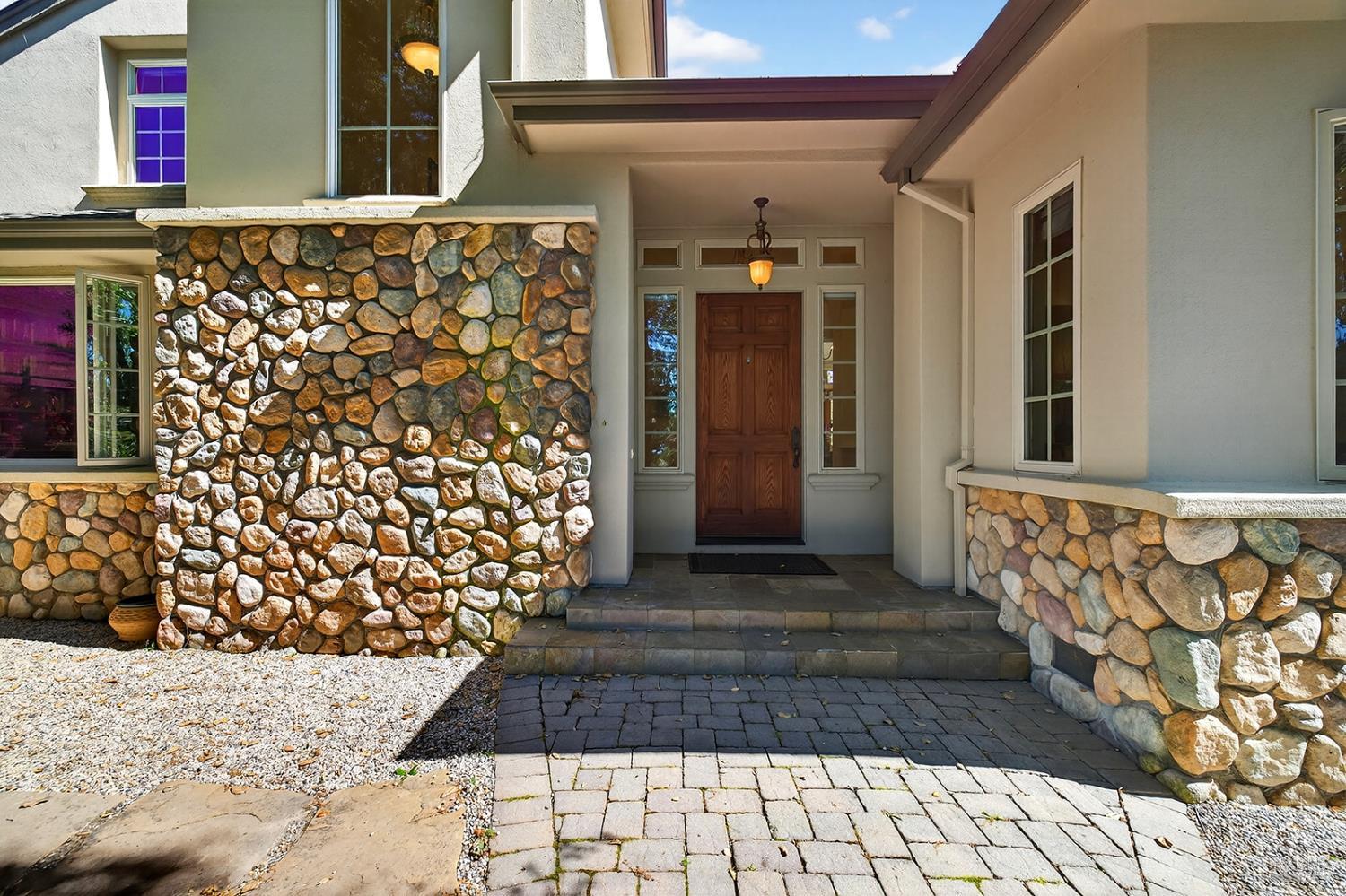 8373 Singing Hills Trail Santa Rosa CA 95404