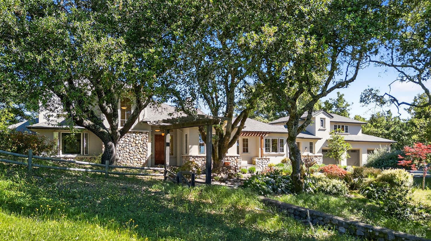 8373 Singing Hills Trail Santa Rosa CA 95404