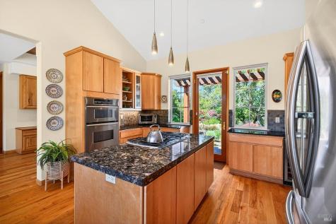 8373 Singing Hills Trail Santa Rosa CA 95404
