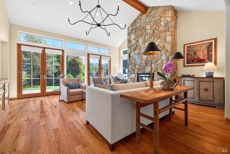 8373 Singing Hills Trail Santa Rosa CA 95404
