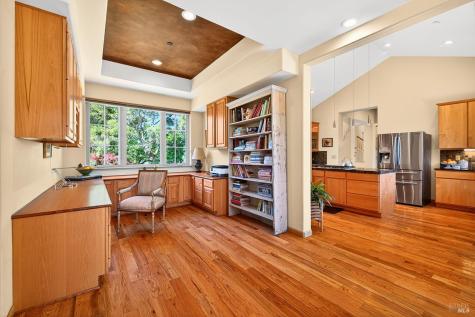 8373 Singing Hills Trail Santa Rosa CA 95404