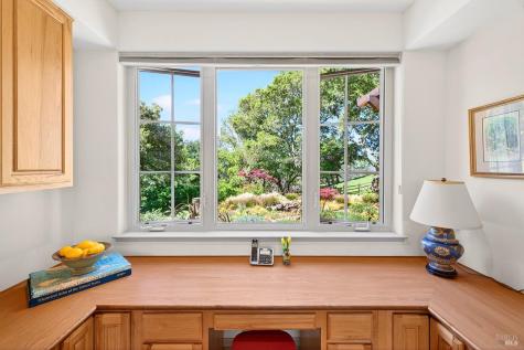 8373 Singing Hills Trail Santa Rosa CA 95404