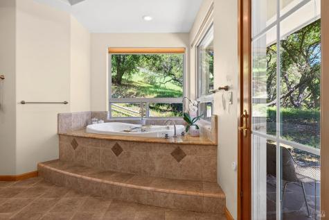 8373 Singing Hills Trail Santa Rosa CA 95404