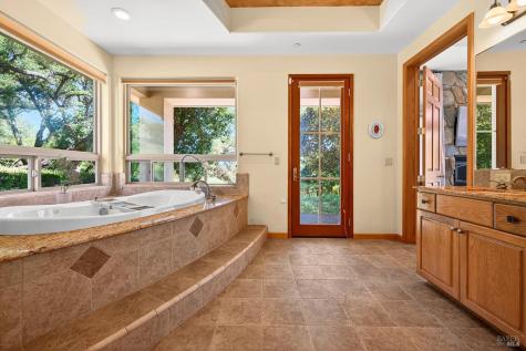 8373 Singing Hills Trail Santa Rosa CA 95404