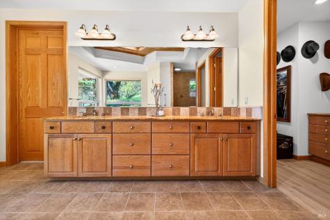 8373 Singing Hills Trail Santa Rosa CA 95404