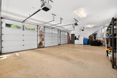 8373 Singing Hills Trail Santa Rosa CA 95404