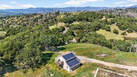 8373 Singing Hills Trail Santa Rosa CA 95404