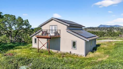 8373 Singing Hills Trail Santa Rosa CA 95404