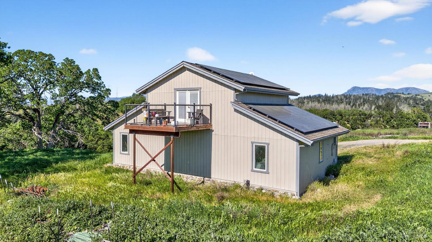 8373 Singing Hills Trail Santa Rosa CA 95404