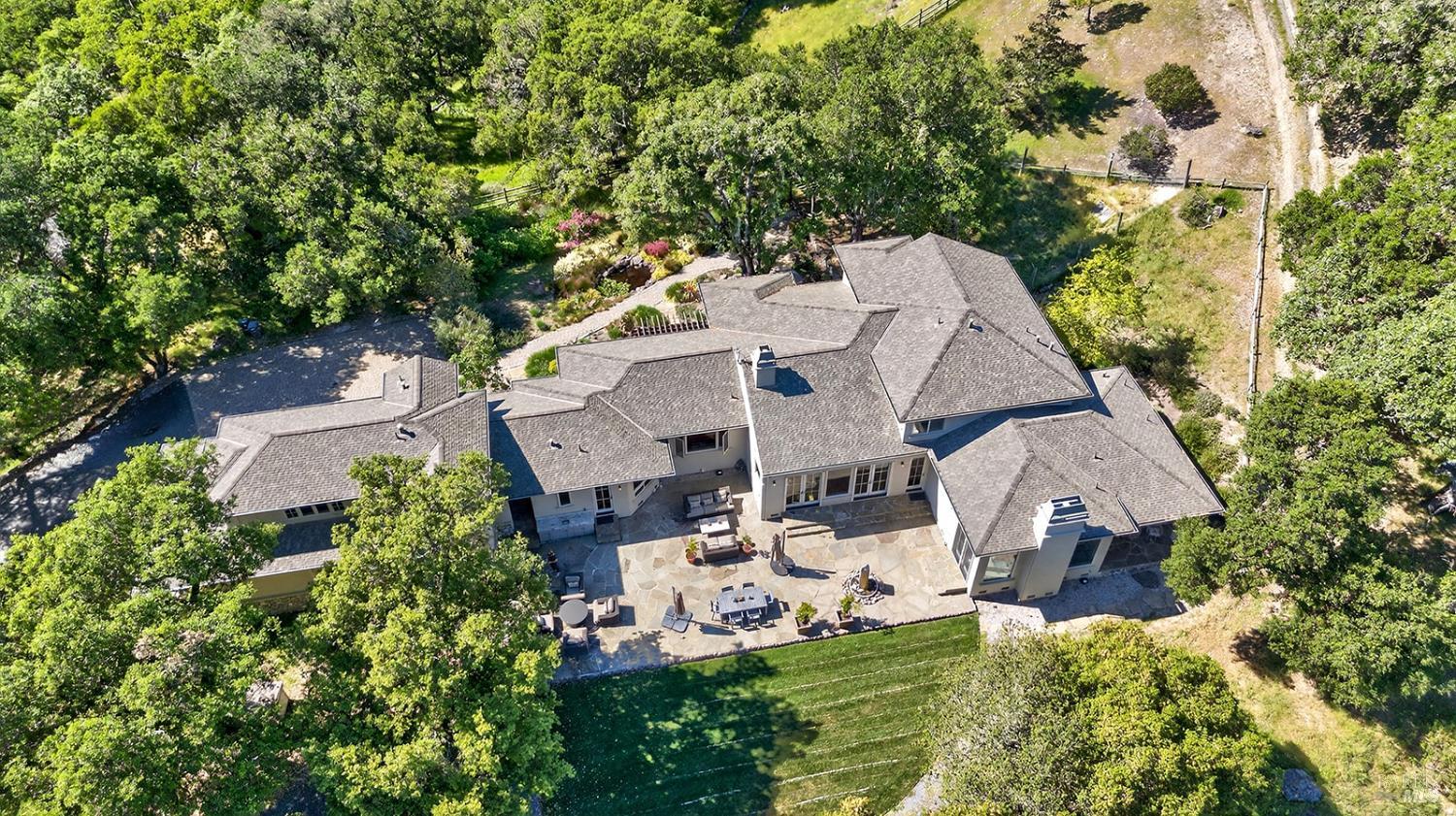 8373 Singing Hills Trail Santa Rosa CA 95404