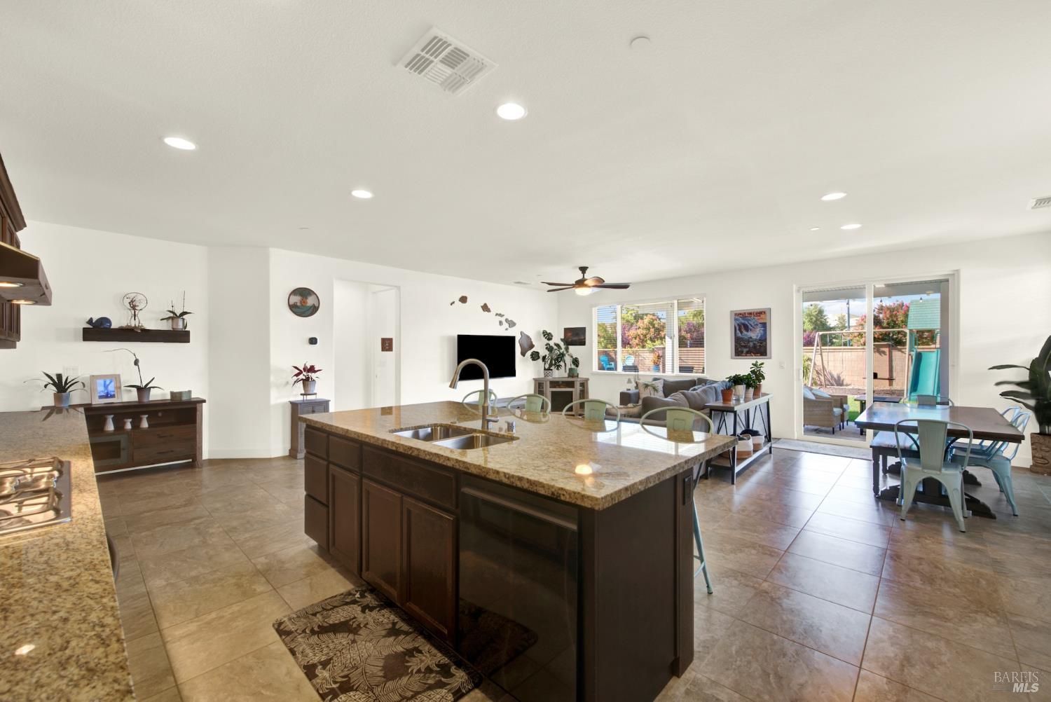 426 Crimson Circle Vacaville CA 95687