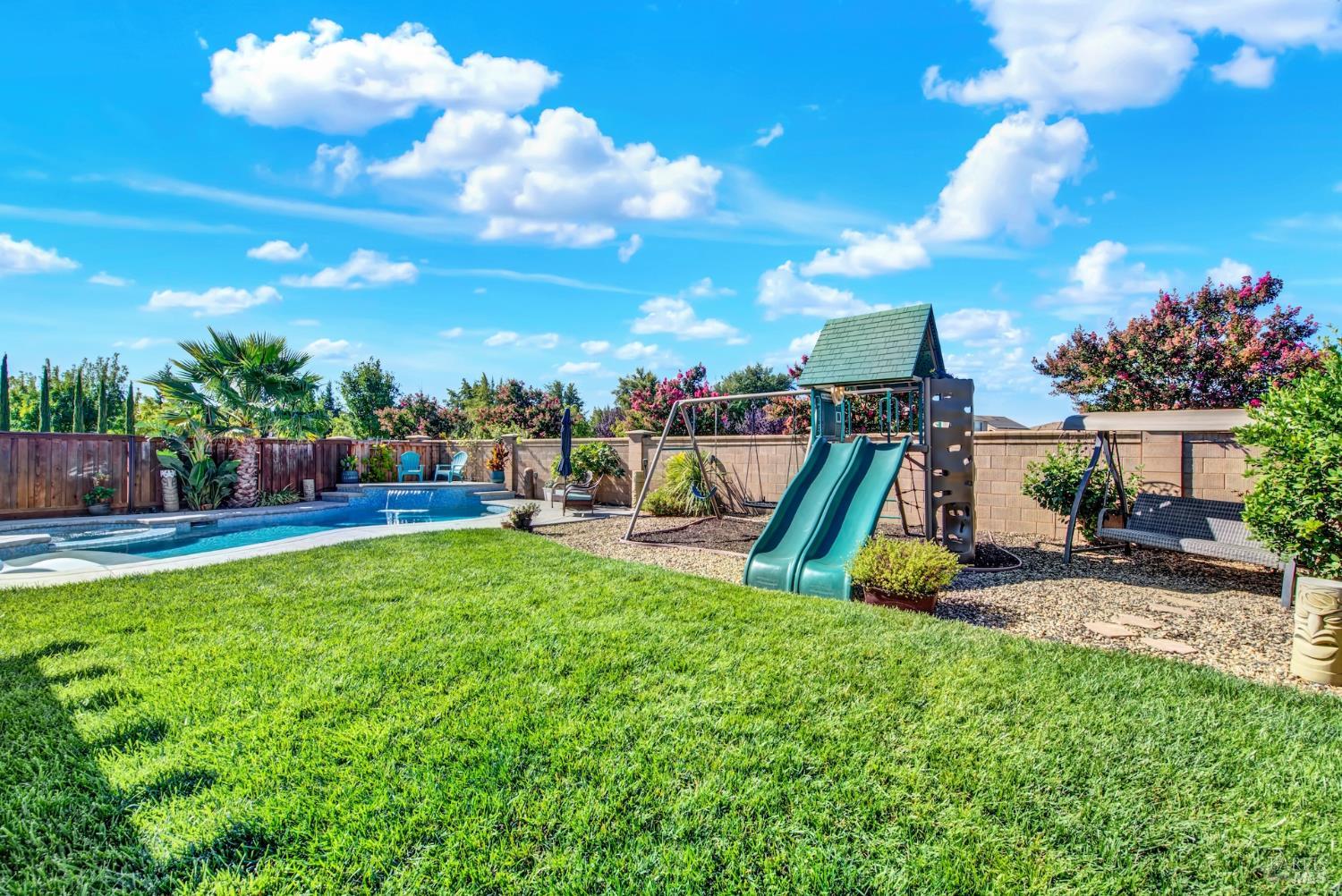 426 Crimson Circle Vacaville CA 95687