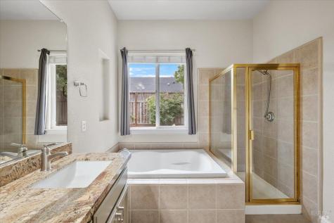 1197 Vintage Greens Drive Windsor CA 95492