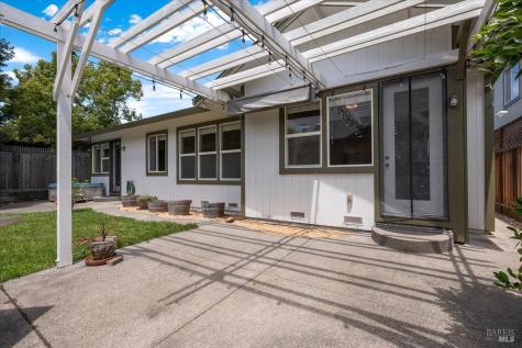 1197 Vintage Greens Drive Windsor CA 95492