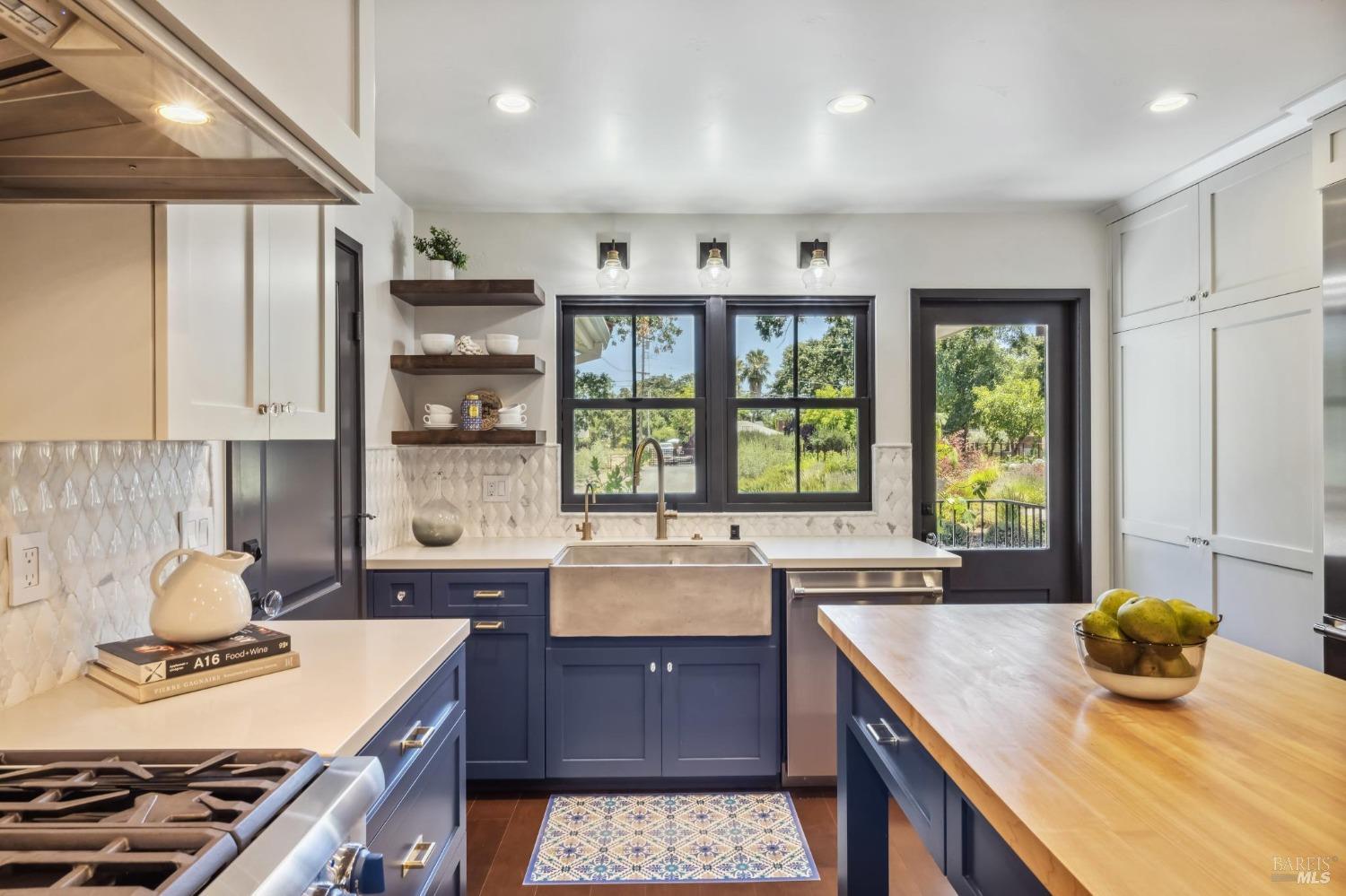 1929 Mora Avenue Calistoga CA 94515