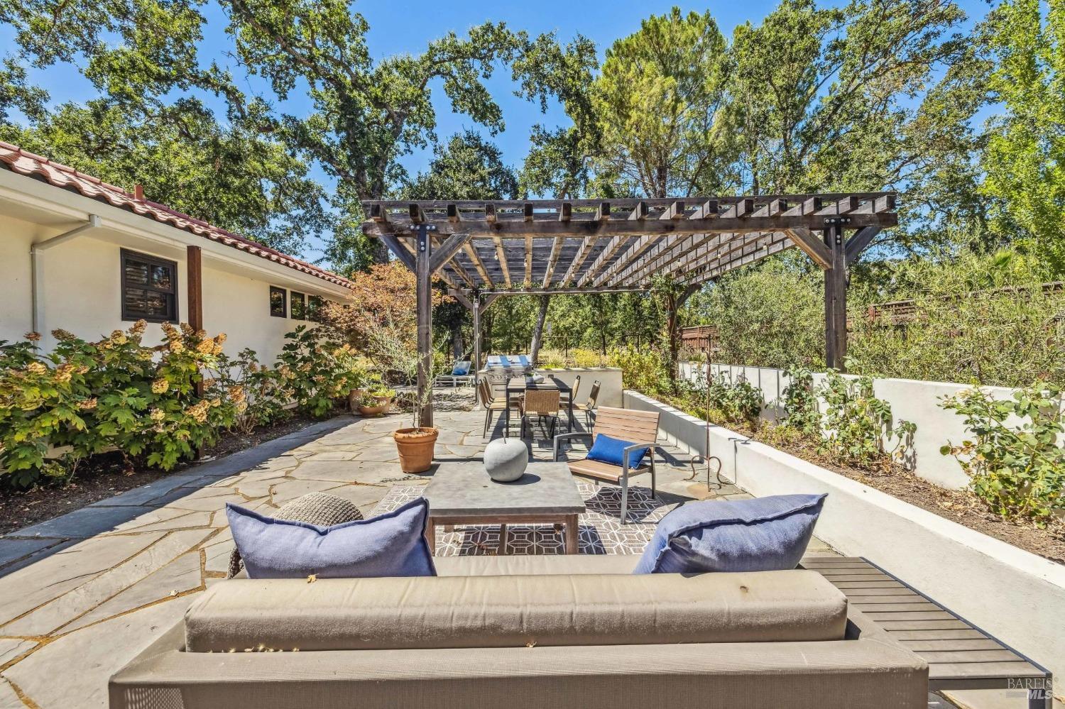 1929 Mora Avenue Calistoga CA 94515