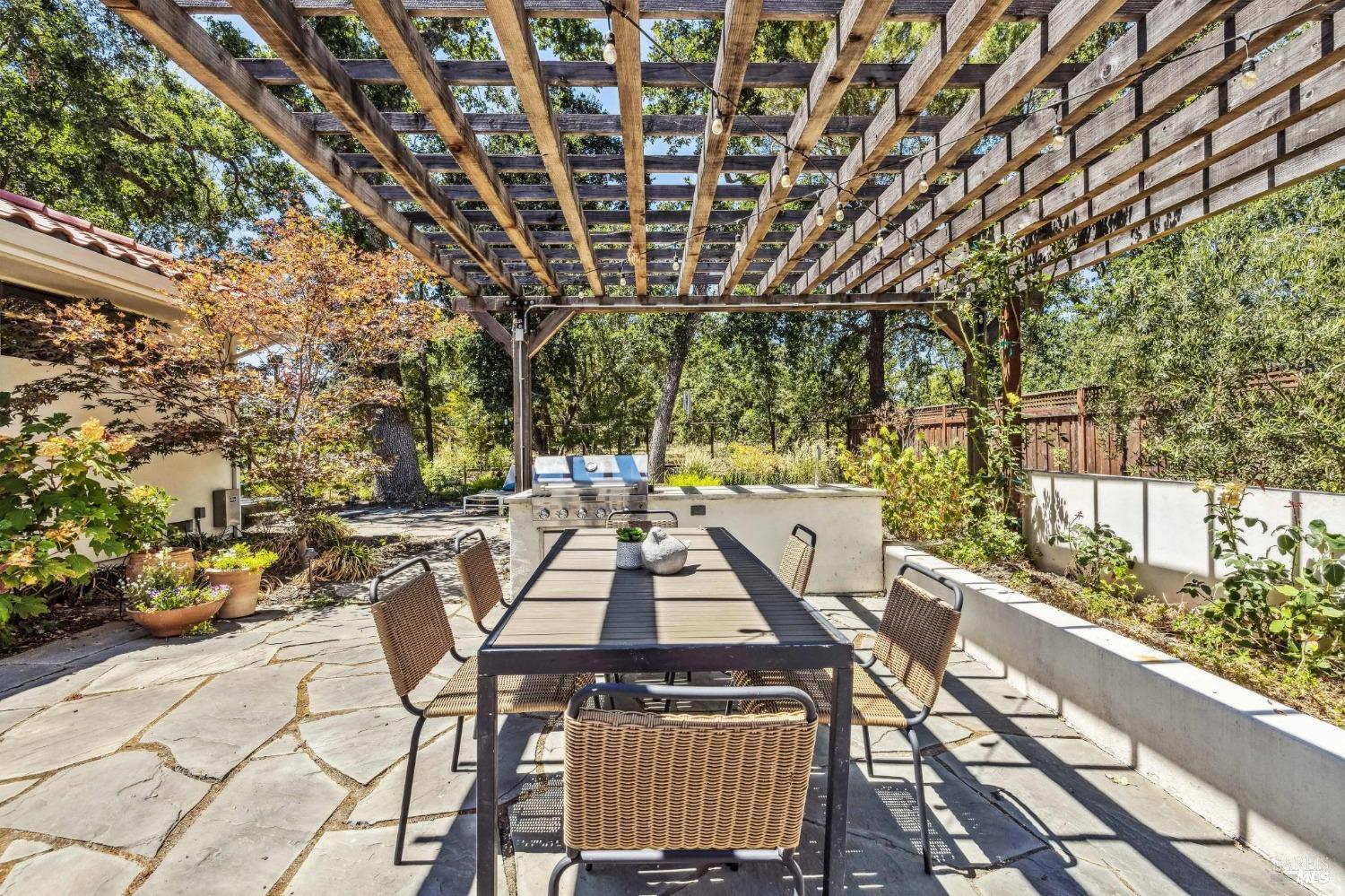 1929 Mora Avenue Calistoga CA 94515
