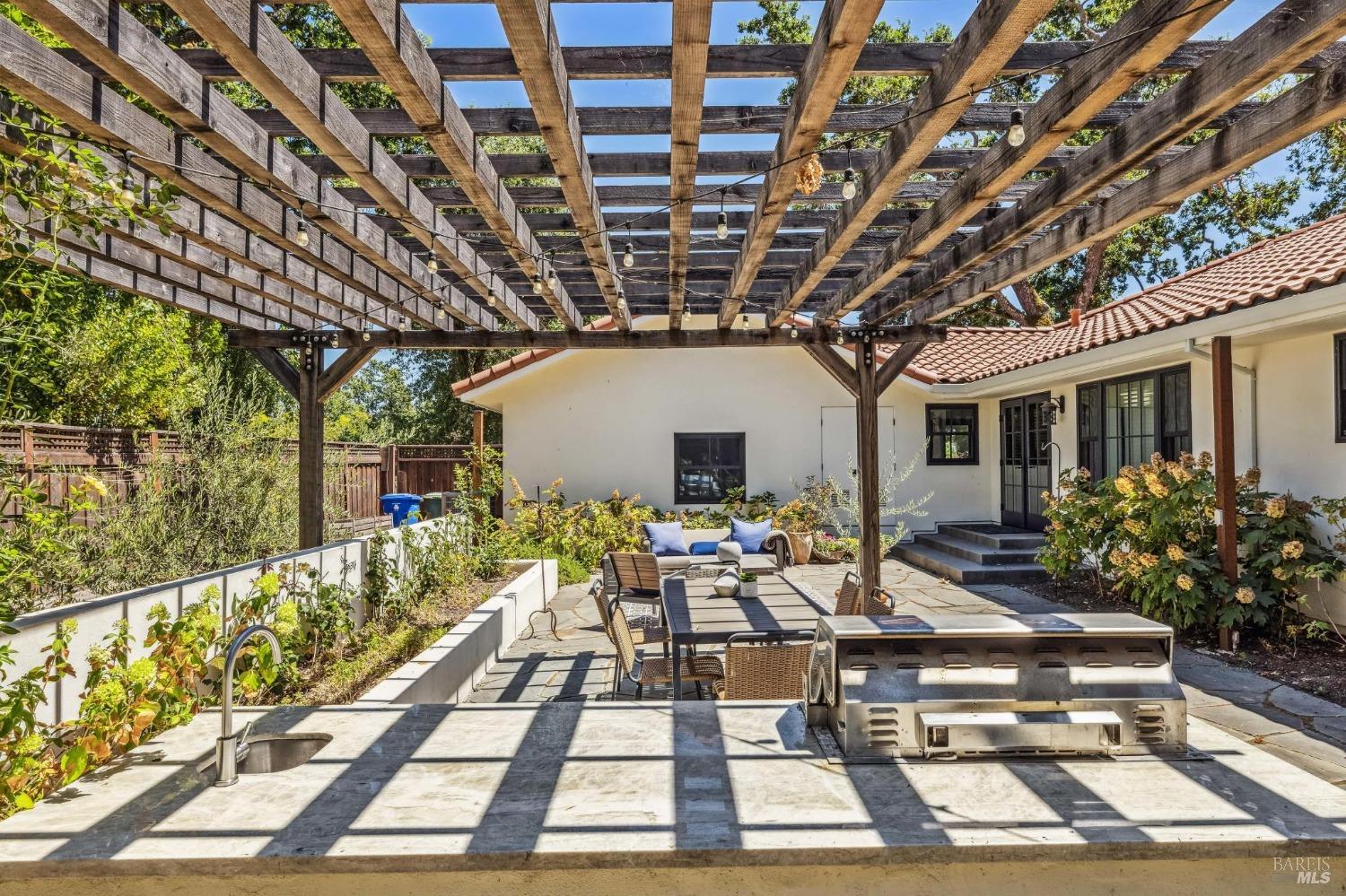 1929 Mora Avenue Calistoga CA 94515
