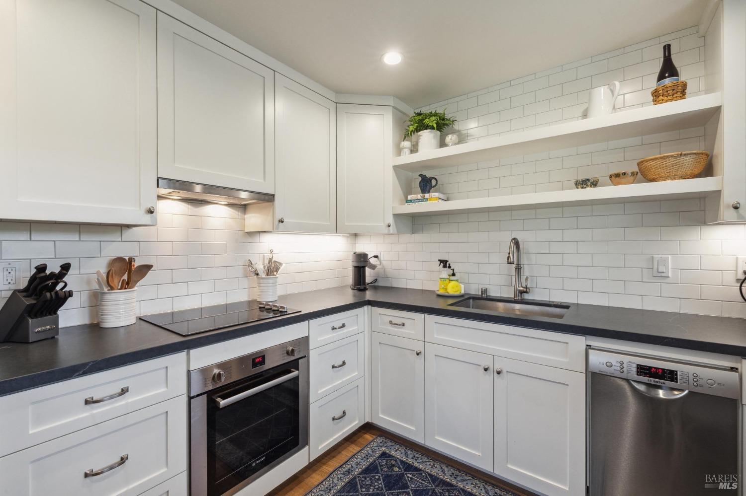 1929 Mora Avenue Calistoga CA 94515